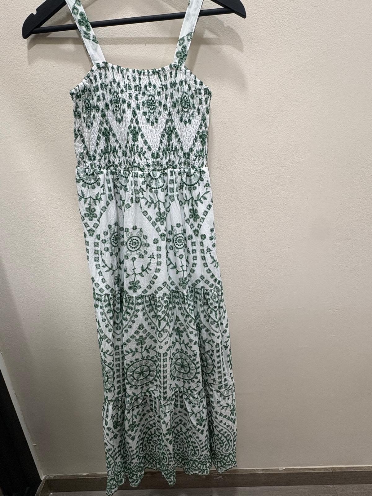 vestido de tira bordada tres colores
