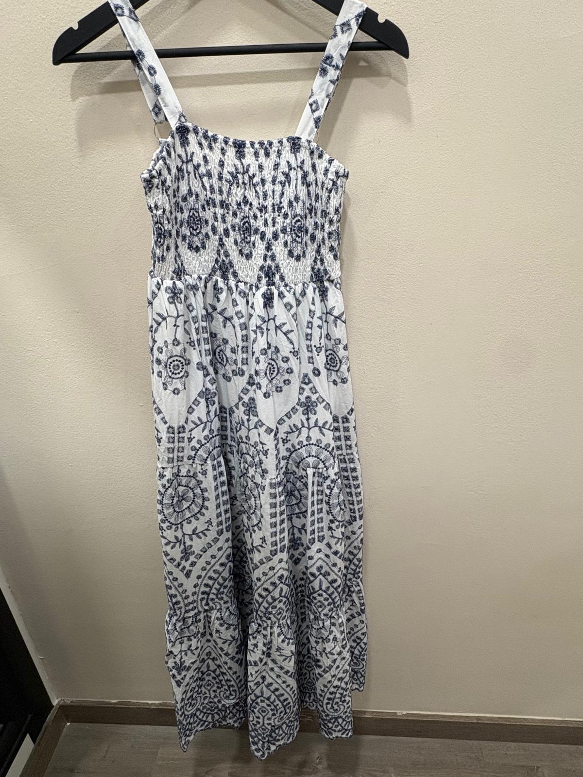 vestido de tira bordada tres colores