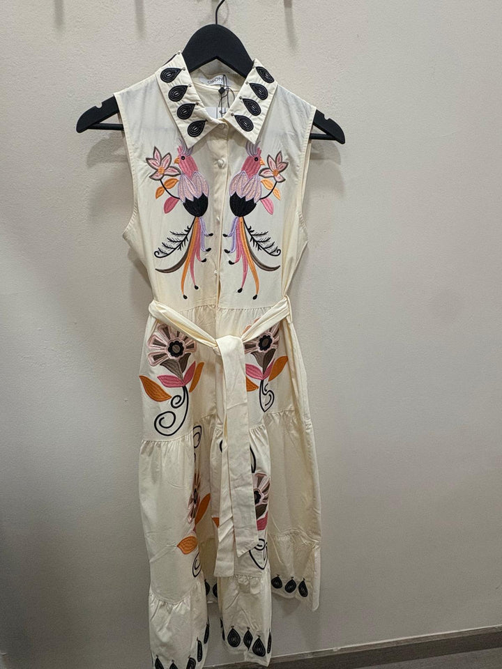 vestido bordado vainilla