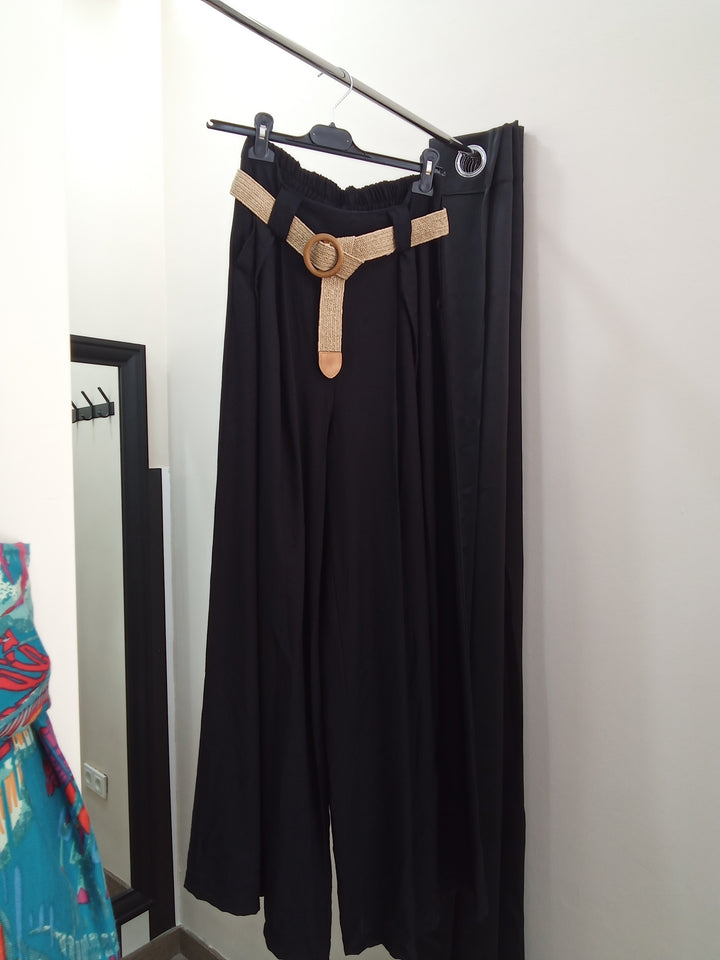 Pantalón campana con cinturón