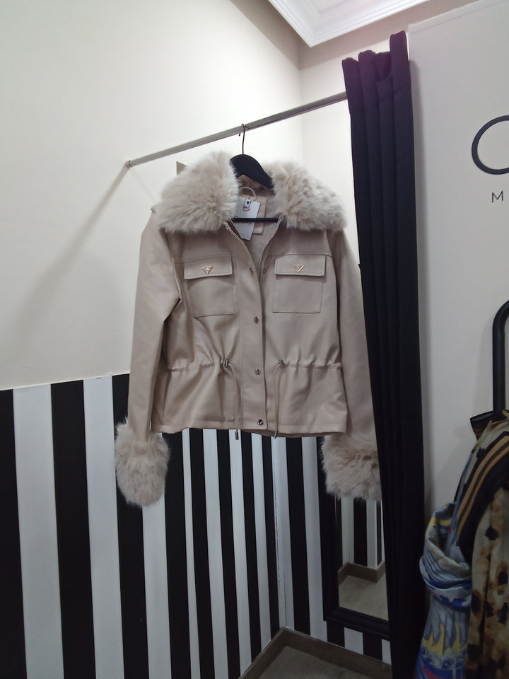 Chaqueta beige