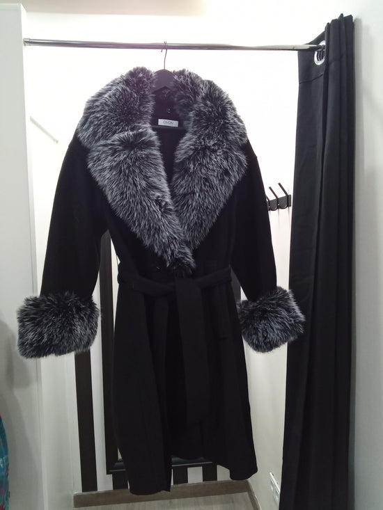 Abrigo con pieles